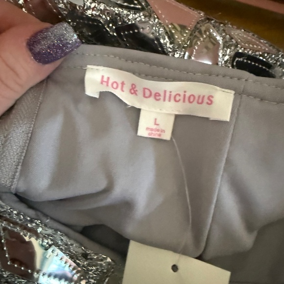 Hot & Delicious Silver Metallic Geometric Mini Skirt - Picture 5 of 8